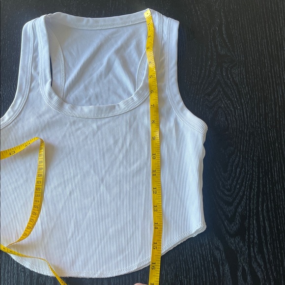 White Ribbed Scoop Neck Tank Top - Picture 3 of 5
